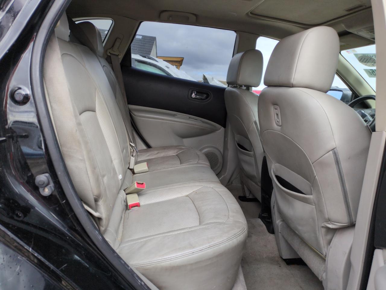 2011 Nissan Rogue - Image 10
