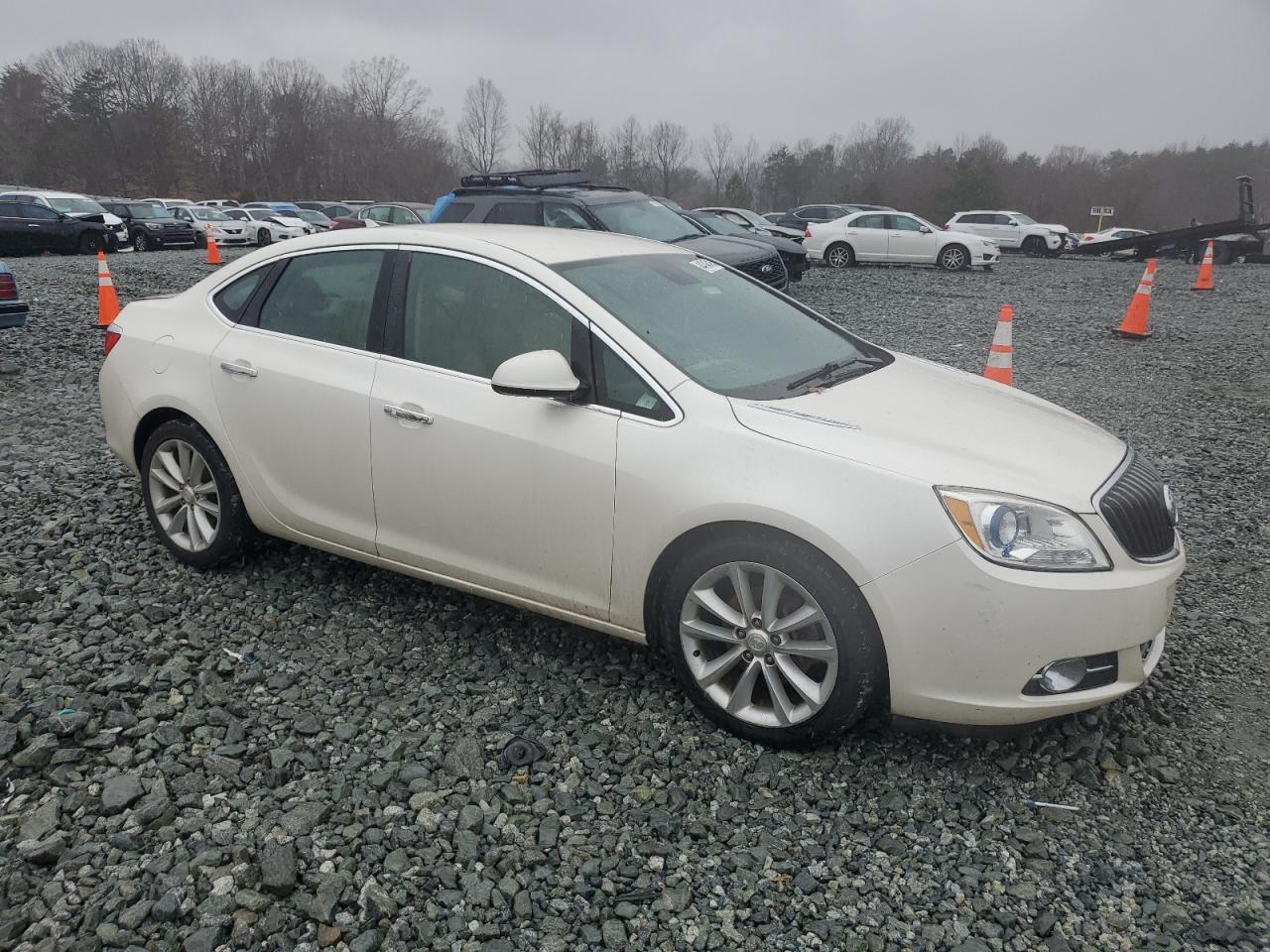 2012 Buick Verano - Image 4