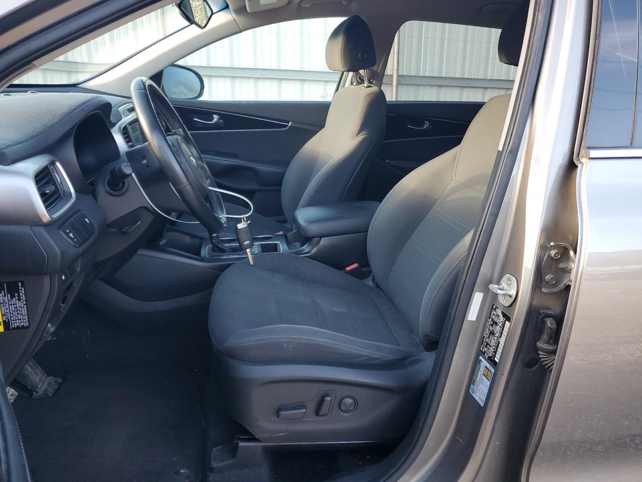 2018 Kia Sorento - Image 7