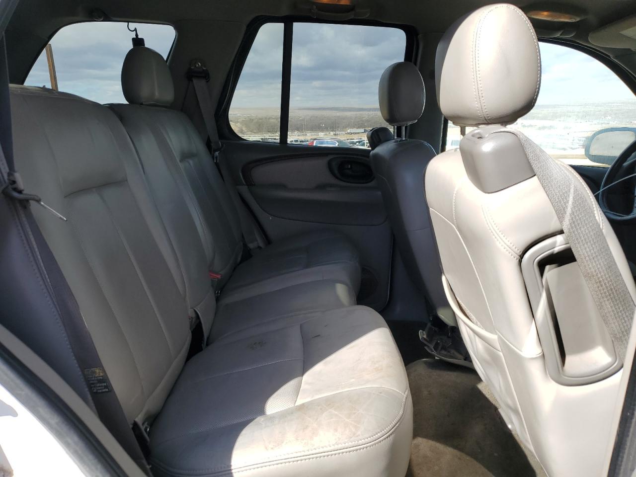 2003 Oldsmobile Bravada - Image 11