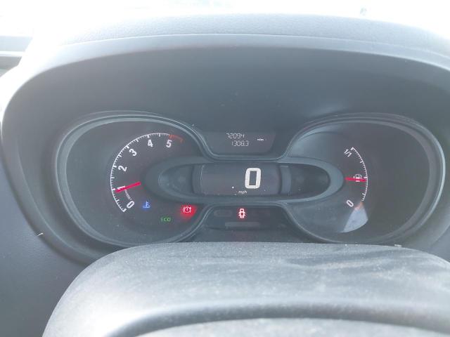 2017 VAUXHALL VIVARO 290