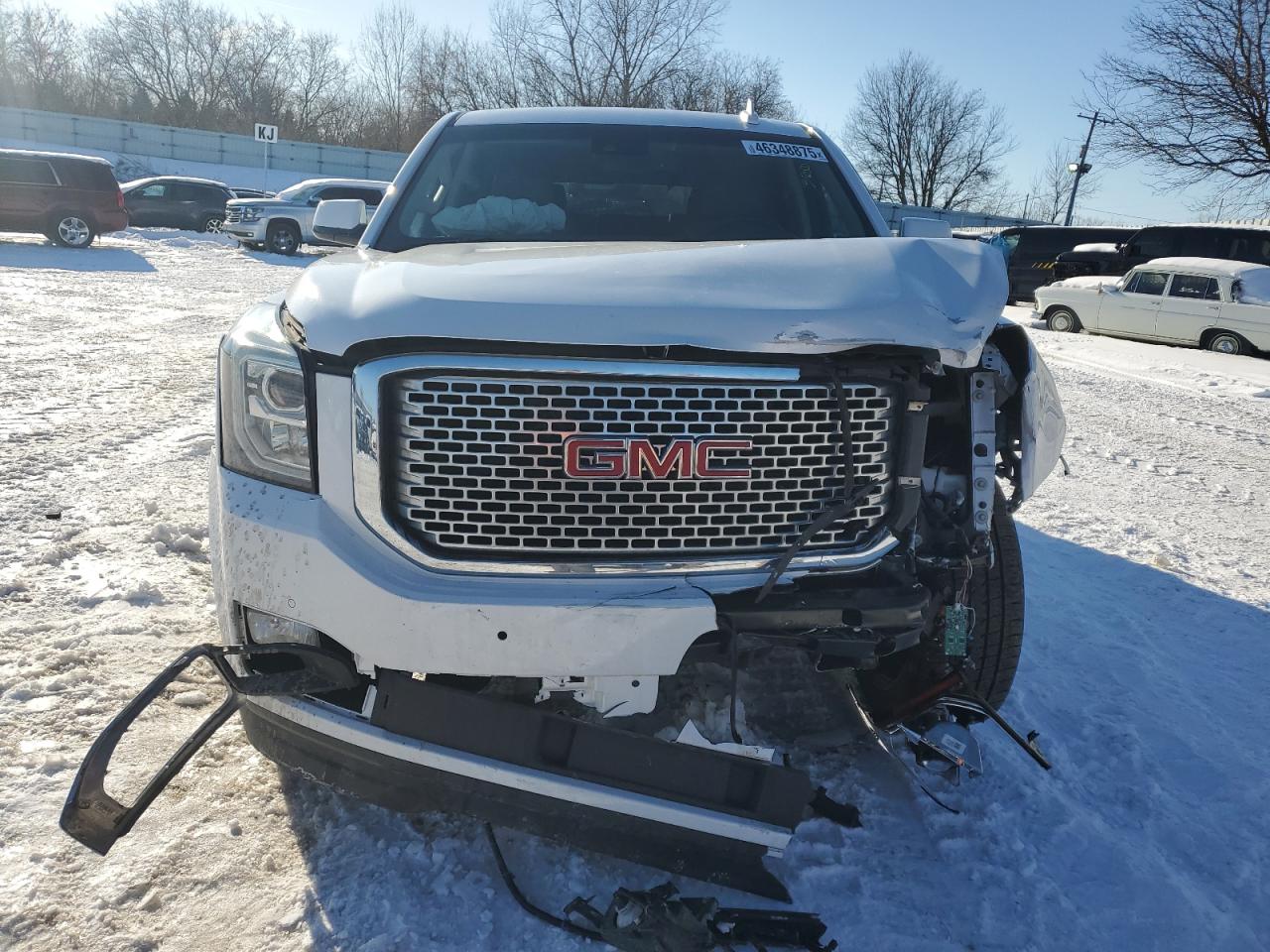 2016 GMC Yukon - Image 5