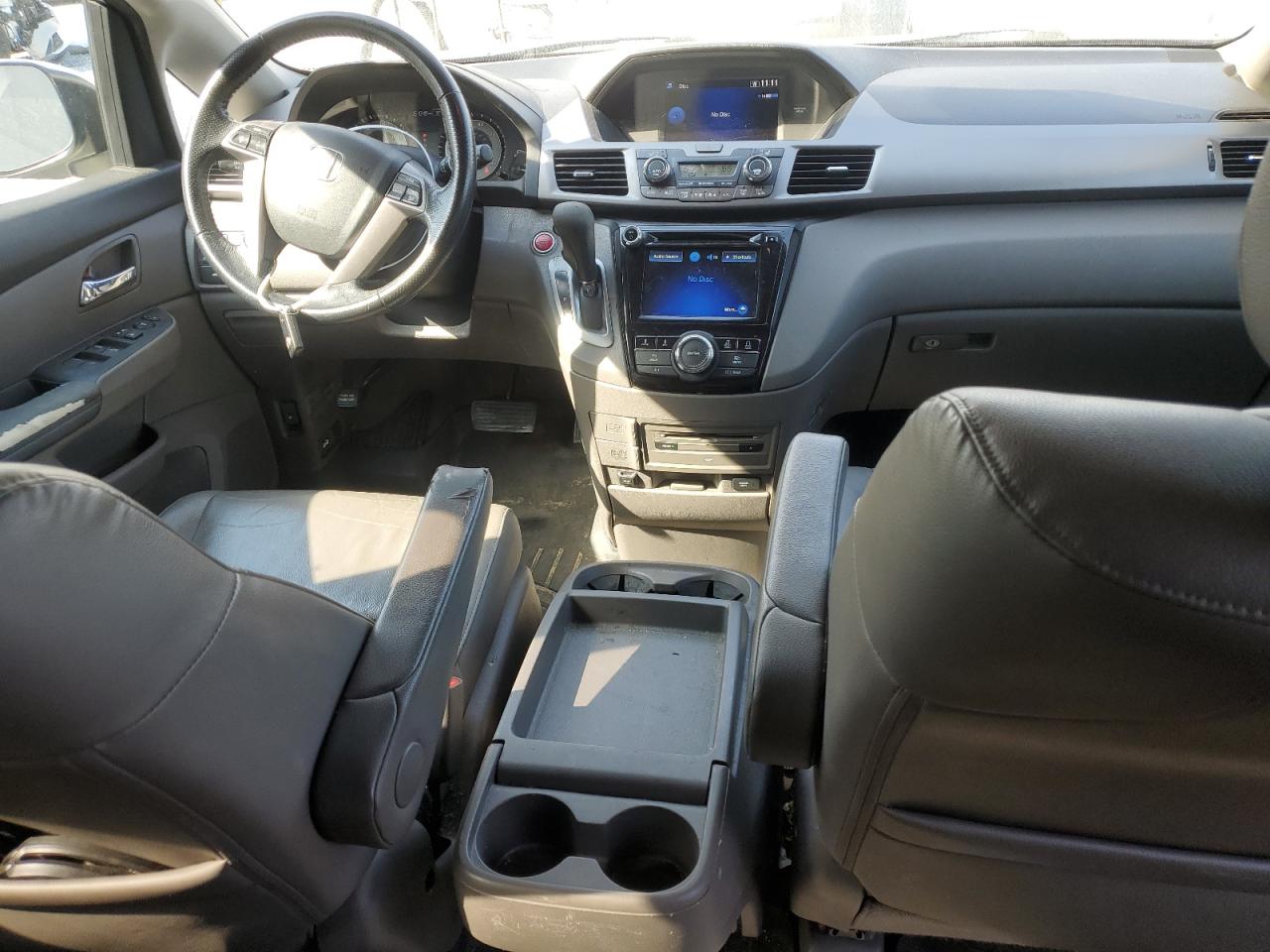 2015 Honda Odyssey - Image 8