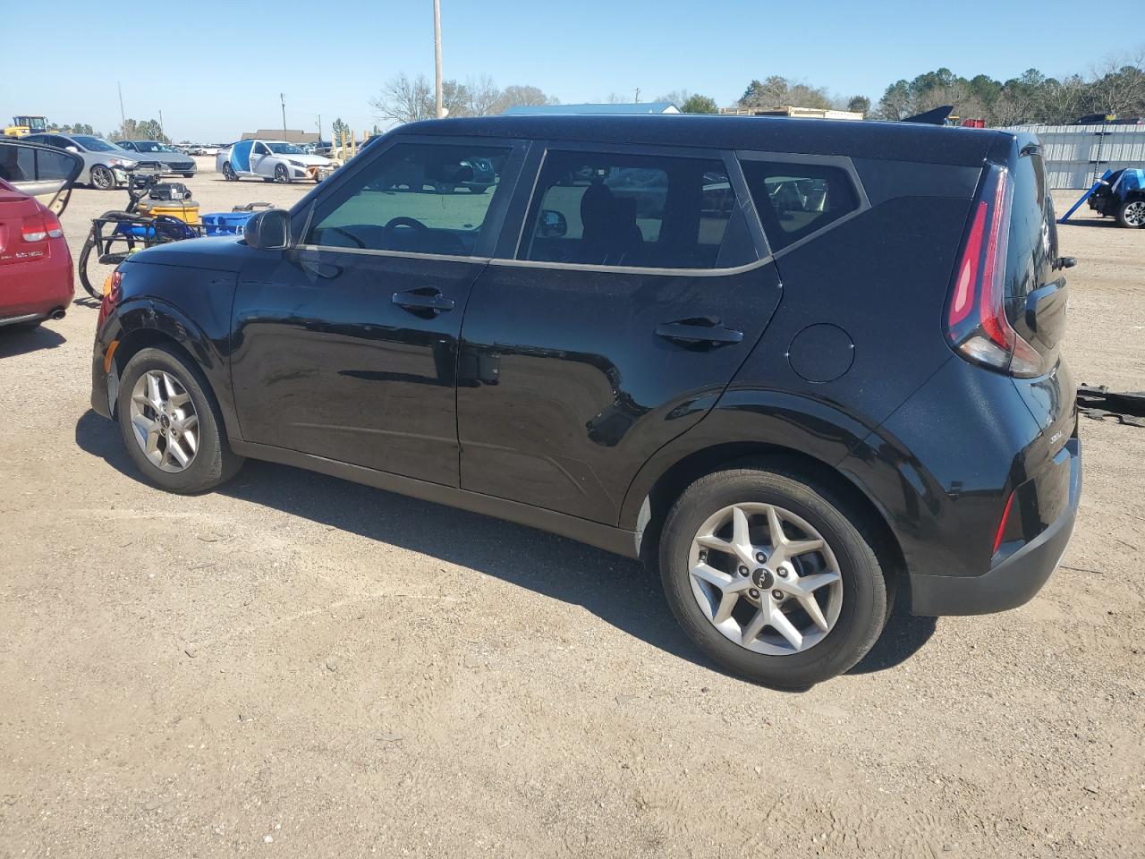 2023 Kia Soul - Image 2