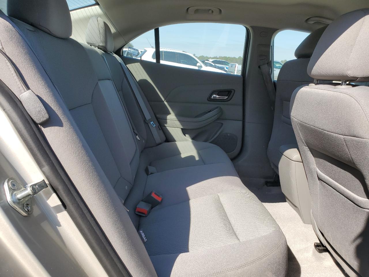 2014 Chevrolet Malibu - Image 10