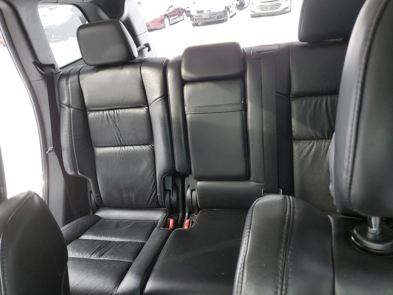 2011 Jeep Grand Cherokee - Image 10