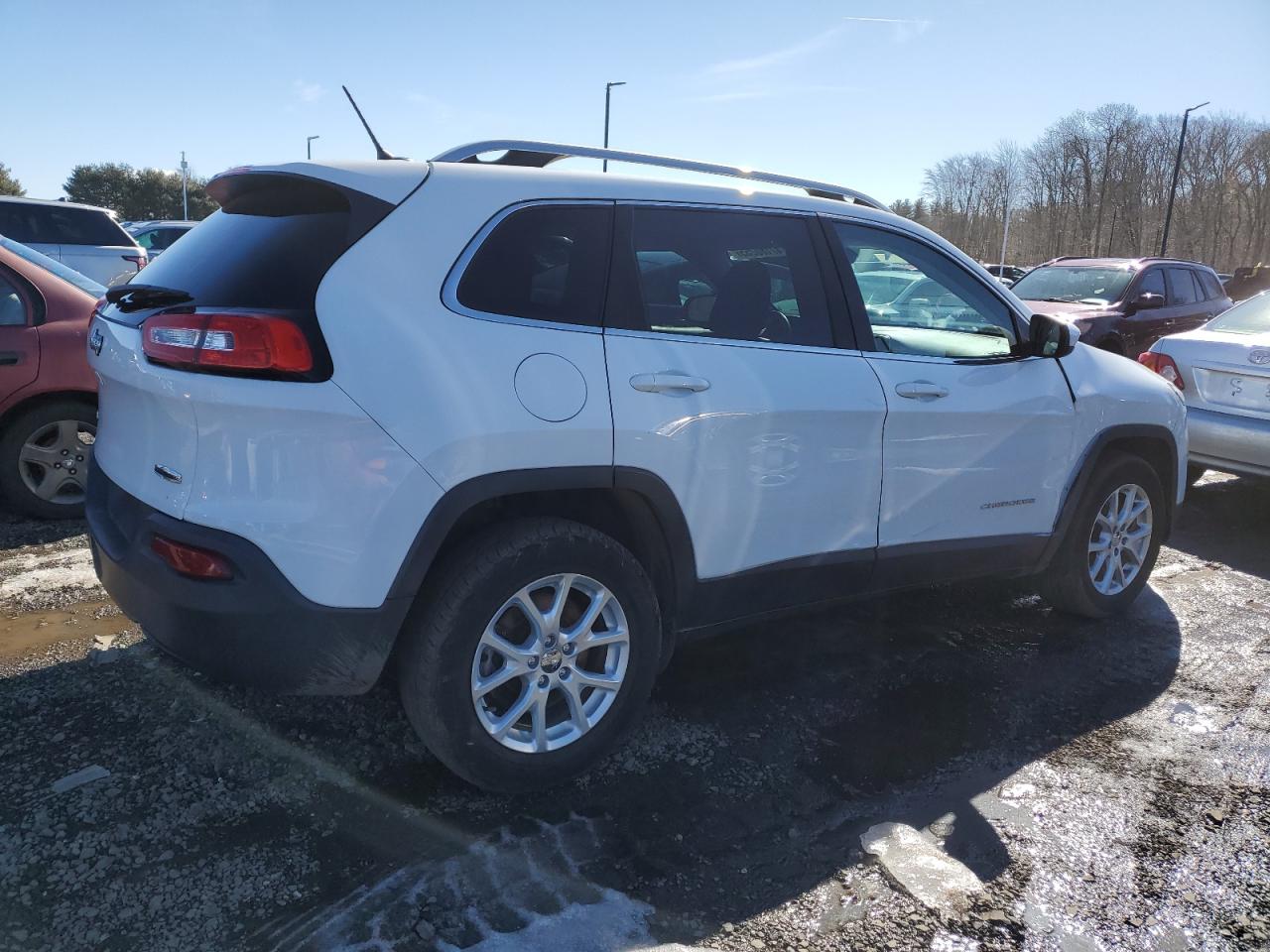 2016 Jeep Grand Cherokee - Image 3