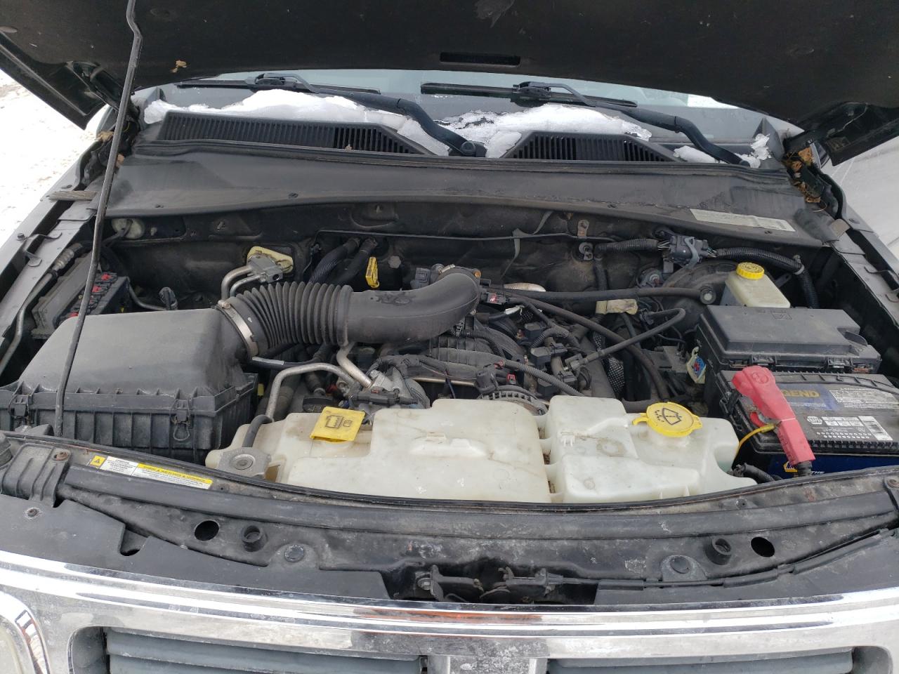 2008 Dodge Nitro - Image 13