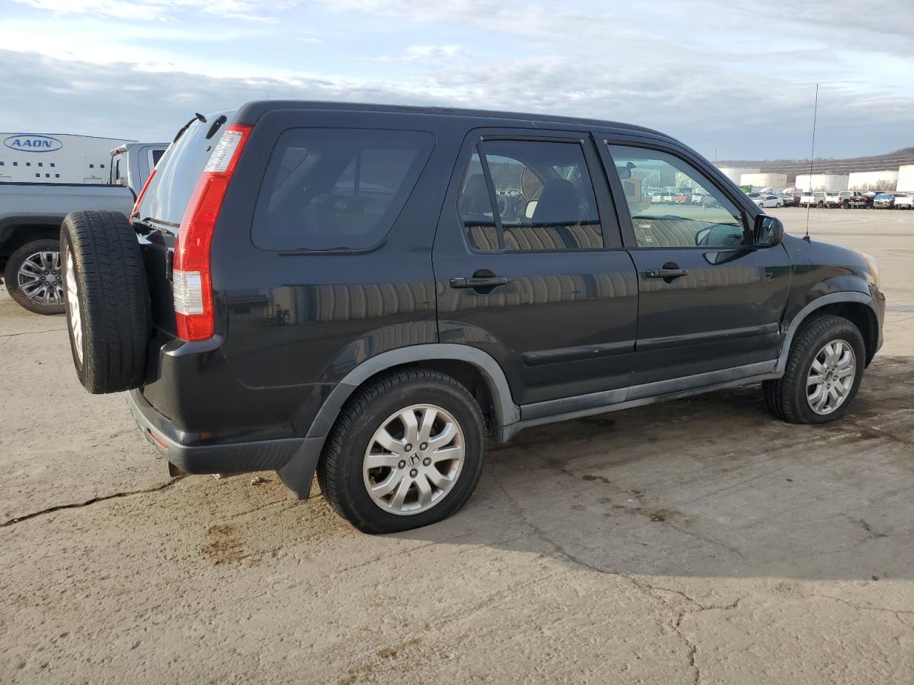 2005 Honda CR-V - Image 3