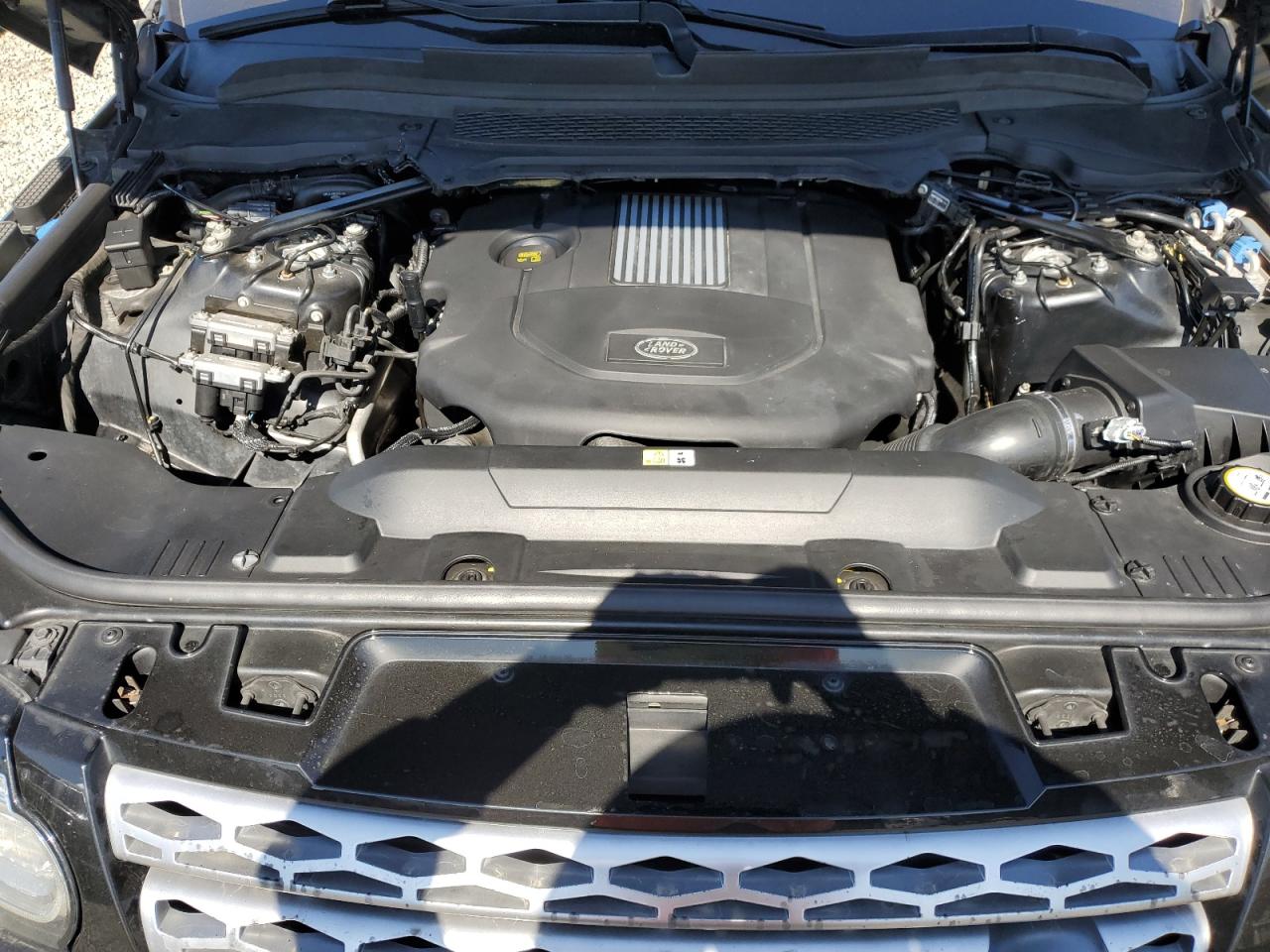 2016 Land Rover Range Rover - Image 12