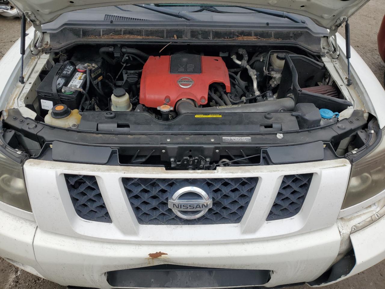2009 Nissan Titan - Image 11