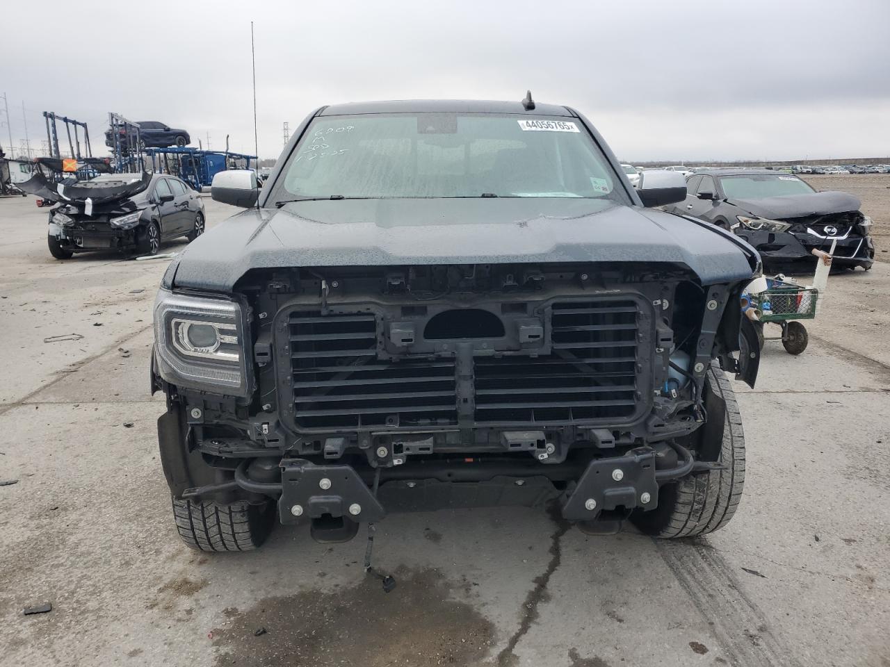 2017 GMC Sierra - Image 5