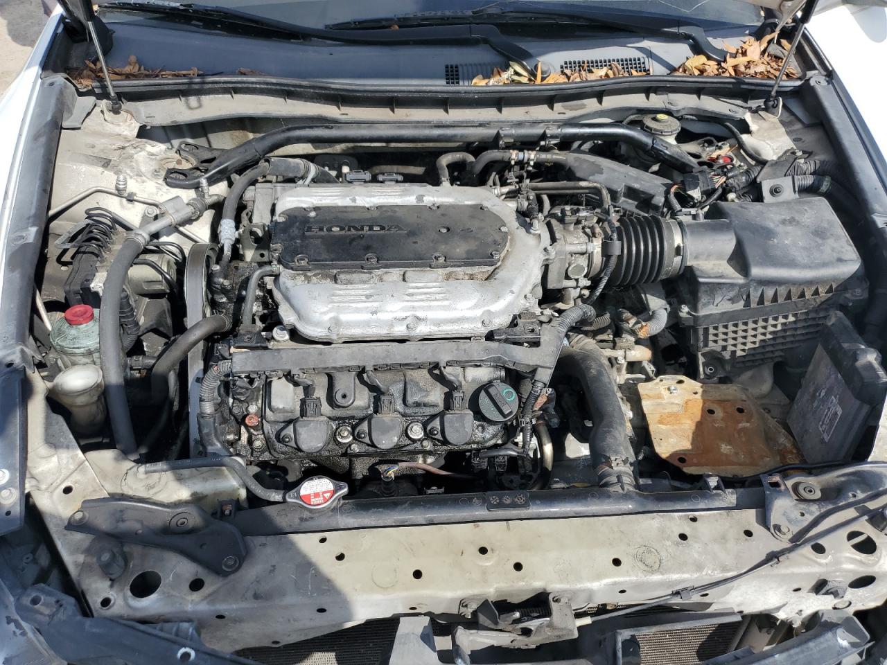 2009 Honda Accord - Image 11