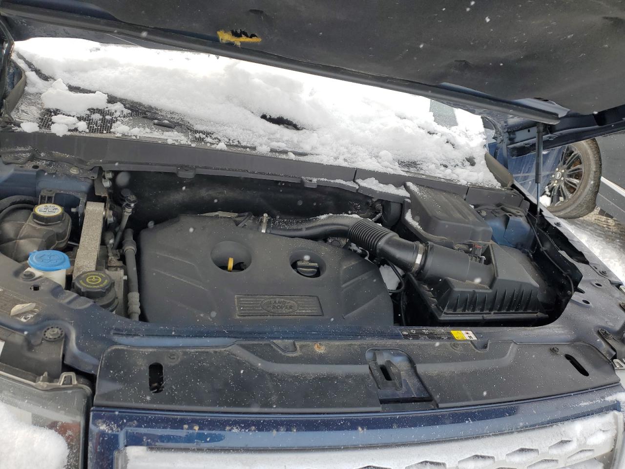 2013 Land Rover LR2 - Image 12