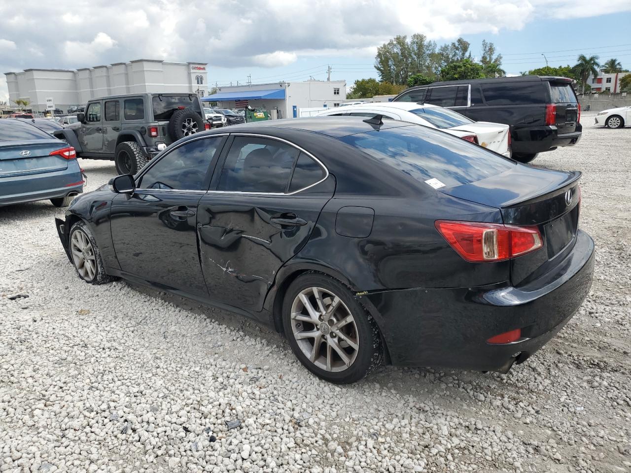 2012 Lexus IS - Image 2