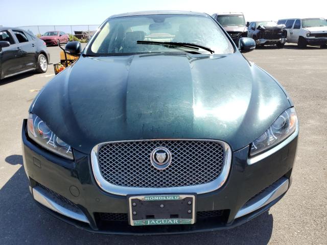 Седани JAGUAR XF 2012 Зелений