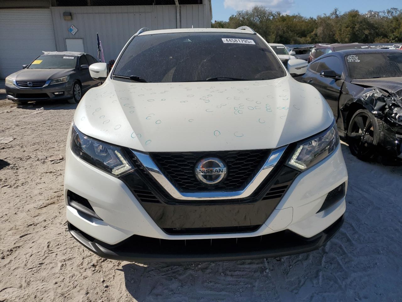 2020 Nissan Rogue - Image 5