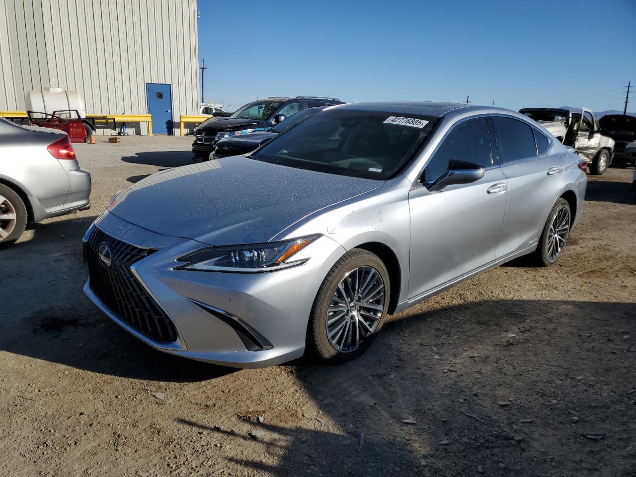 2022 Lexus ES - Image 1