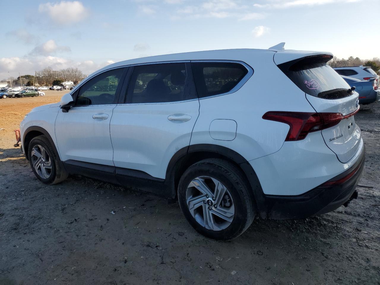 2023 Hyundai Santa Fe - Image 2