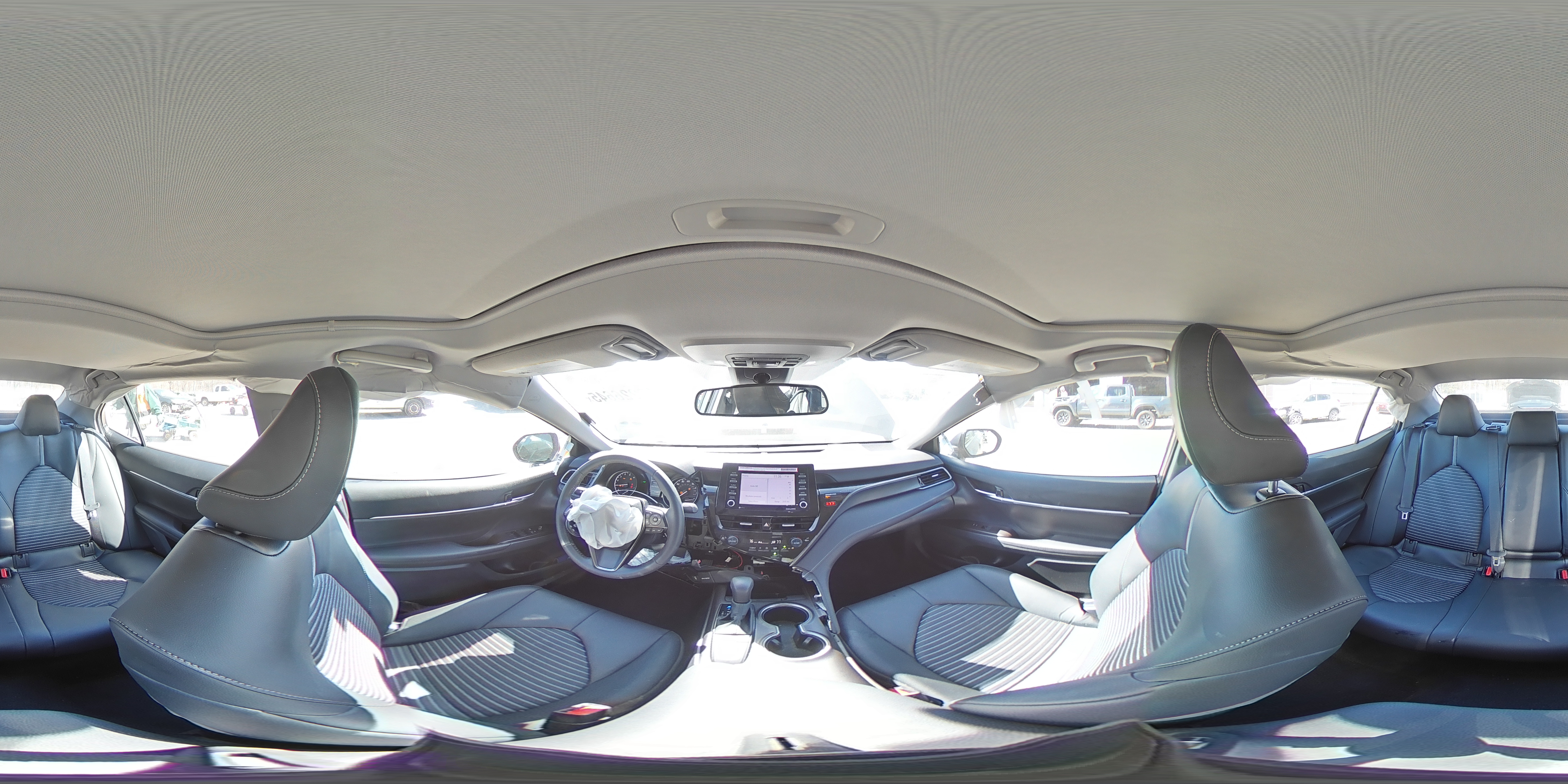 2024 Toyota Camry - Image 14