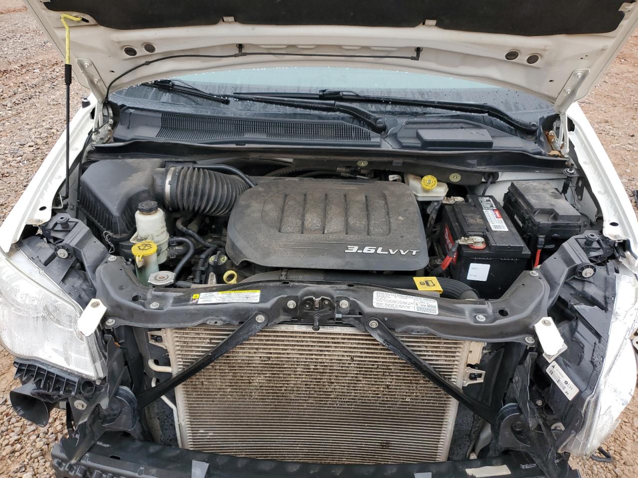 2013 Chrysler Town & Country - Image 13