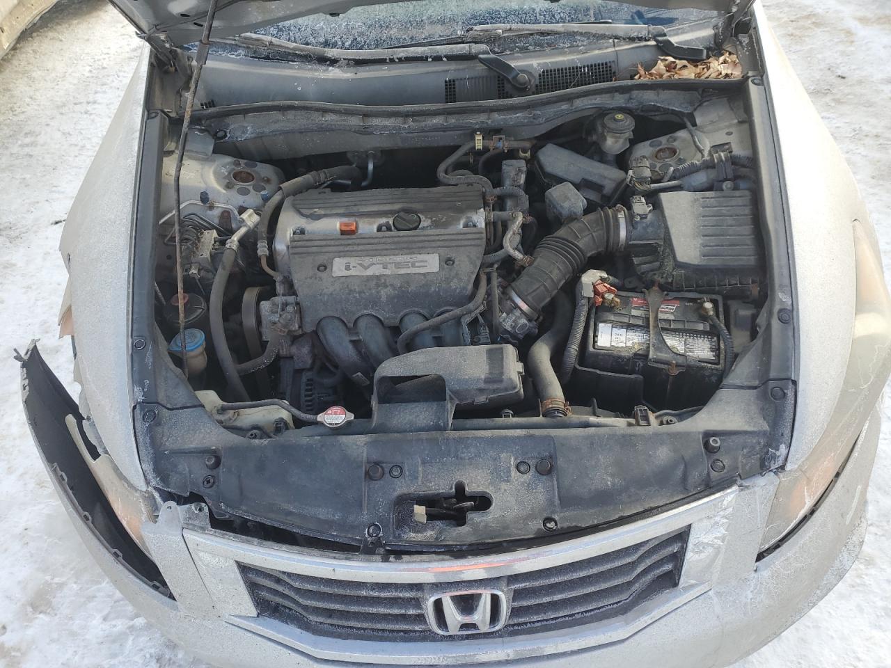 2009 Honda Accord - Image 11