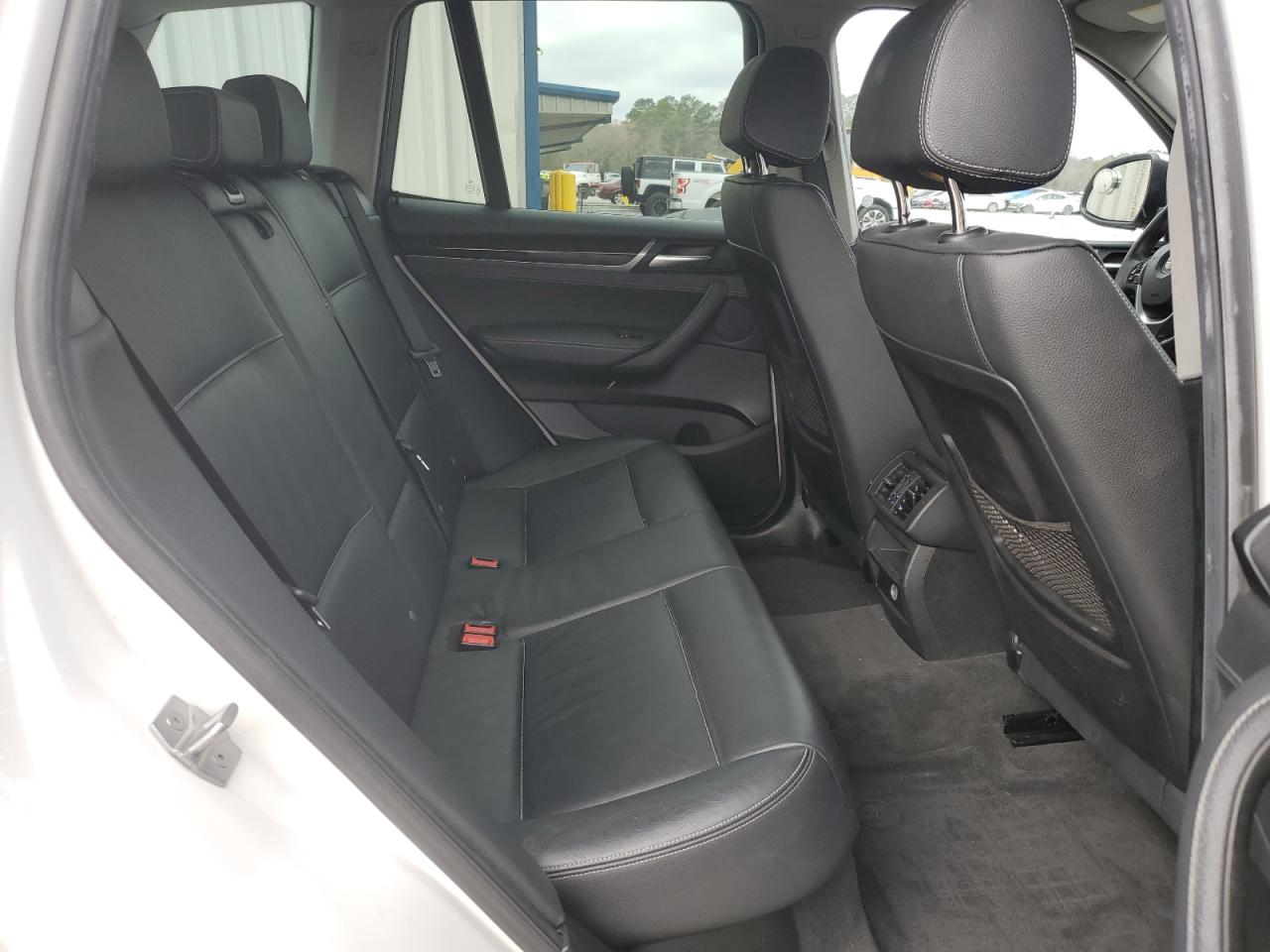 2017 BMW X3 - Image 11