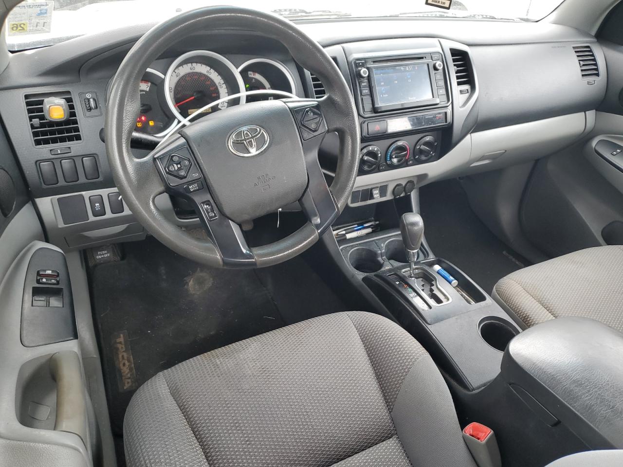2015 Toyota Tacoma - Image 8
