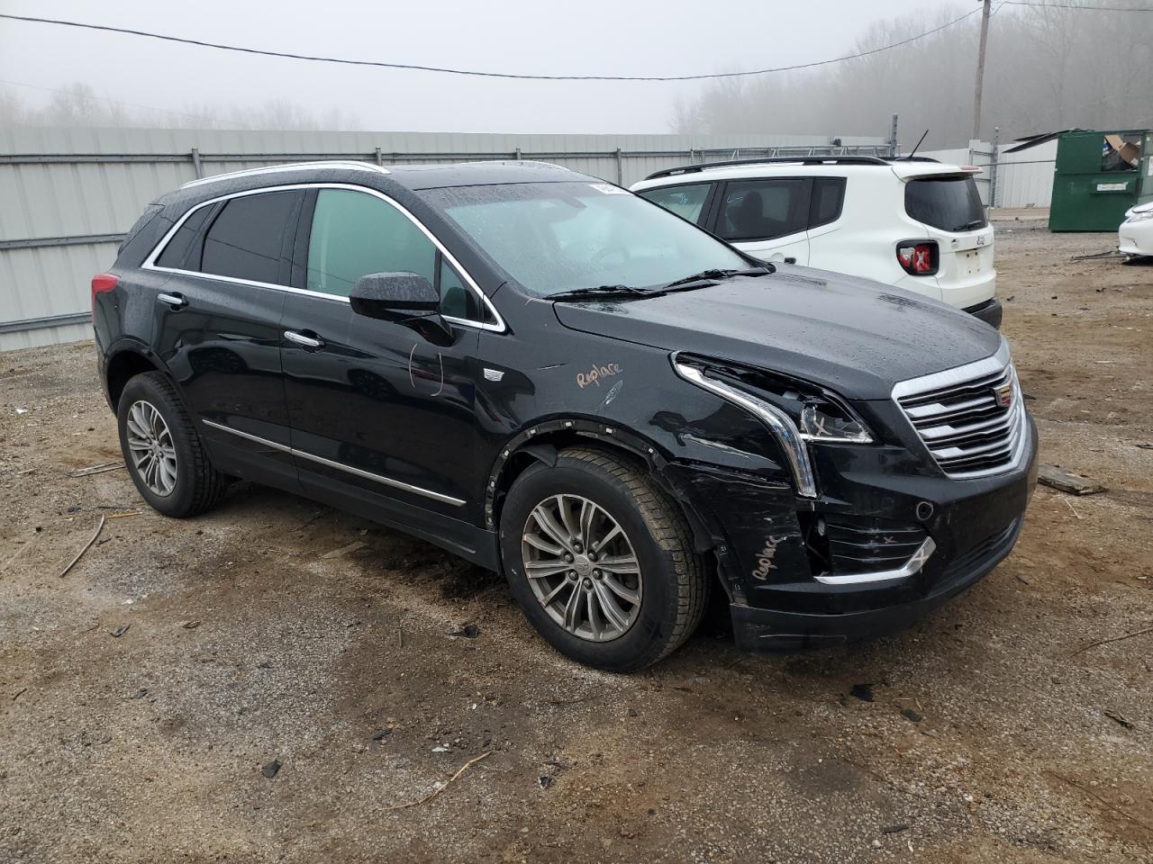 2017 Cadillac XT5 - Image 4
