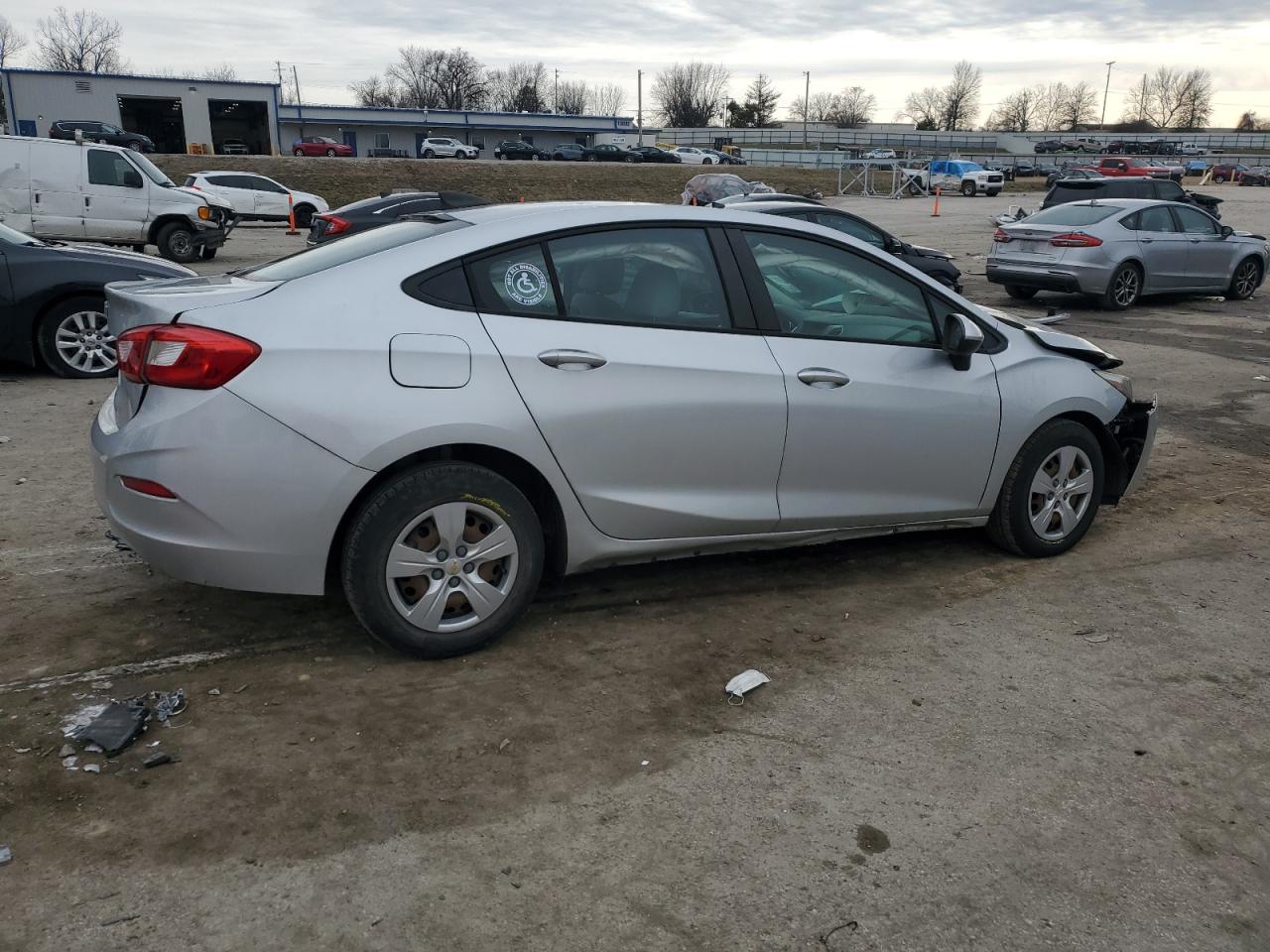 2017 Chevrolet Cruze - Image 3