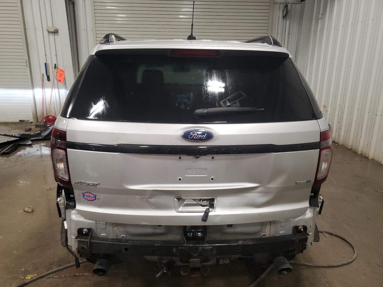 2015 Ford Explorer - Image 6
