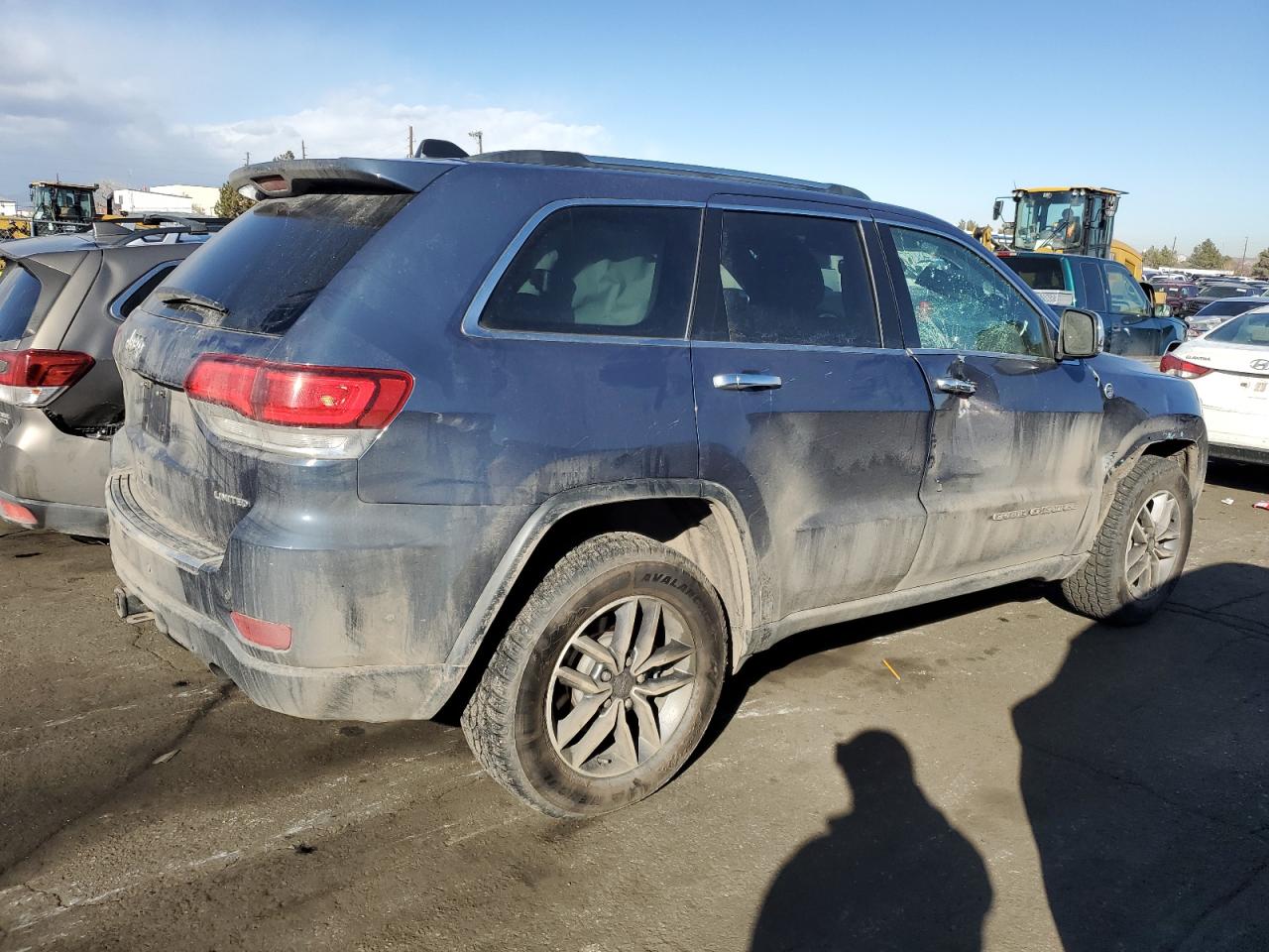 2020 Jeep Grand Cherokee - Image 3
