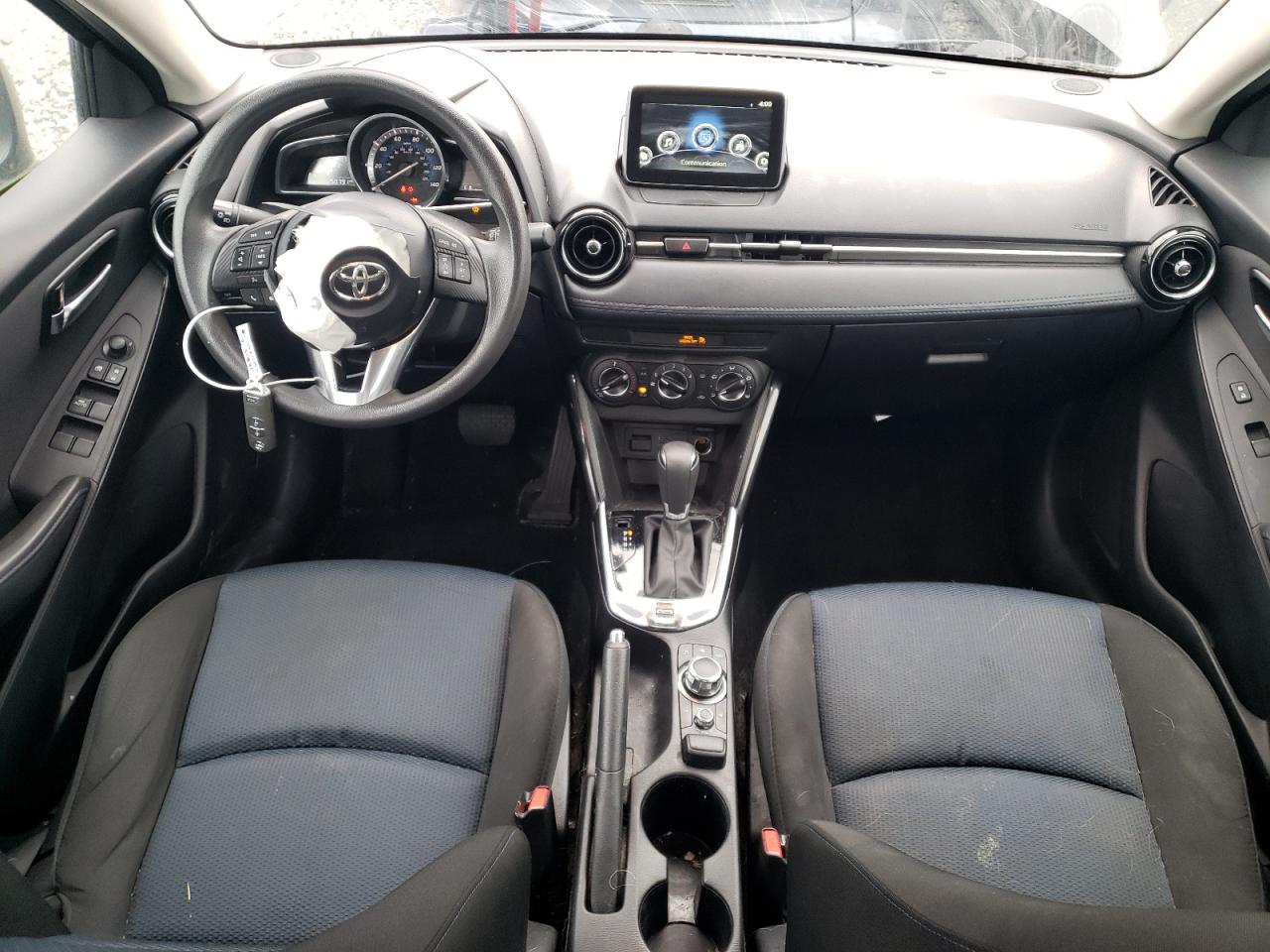 2018 Toyota Yaris - Image 8