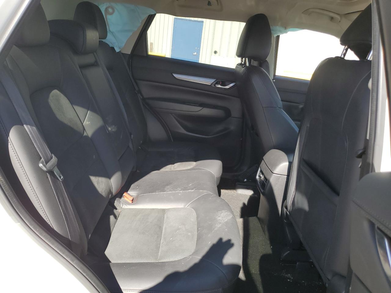 2020 Mazda CX-5 - Image 11