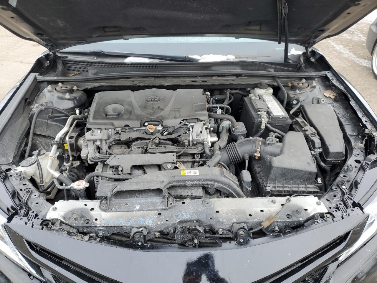 2020 Toyota Camry - Image 11