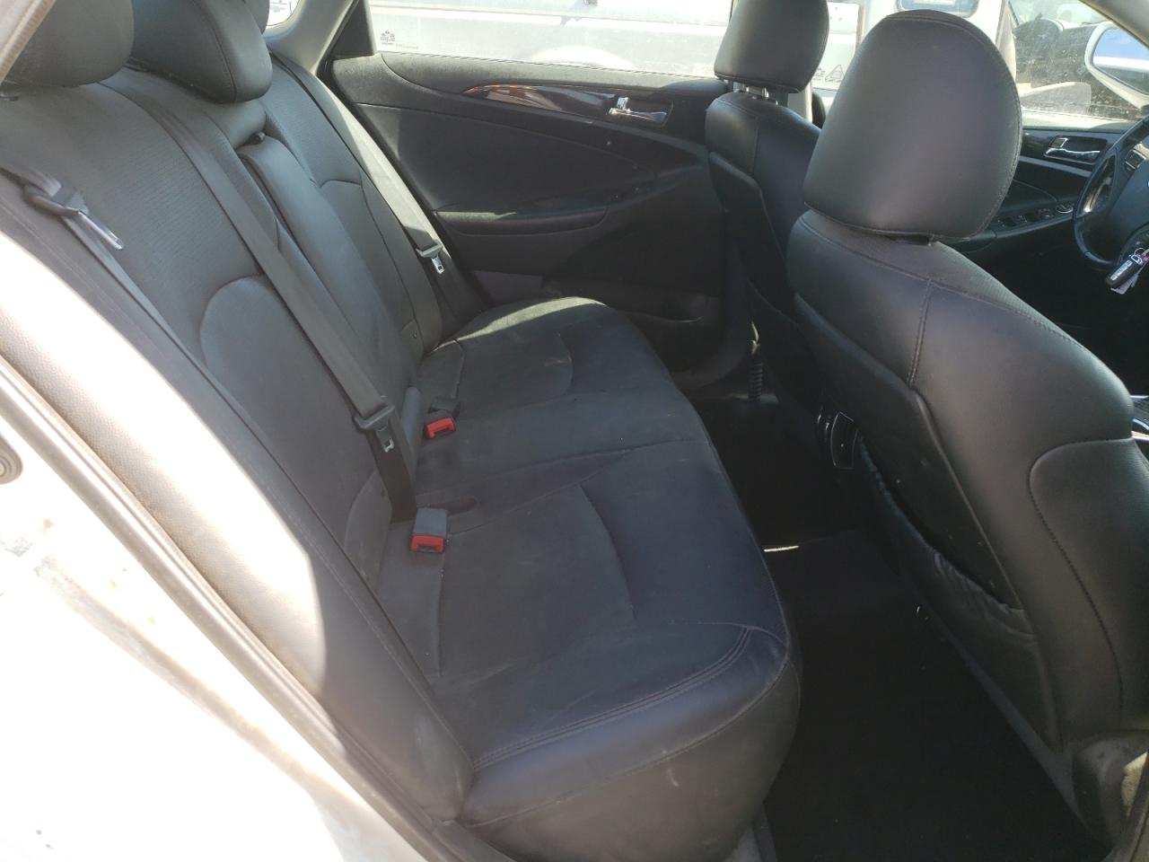 2014 Hyundai Sonata - Image 10