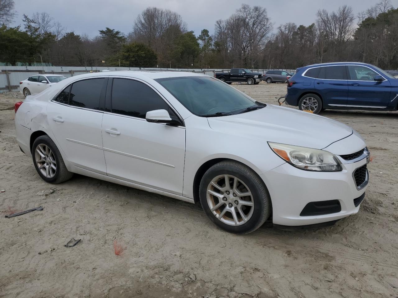 2015 Chevrolet Malibu - Image 4