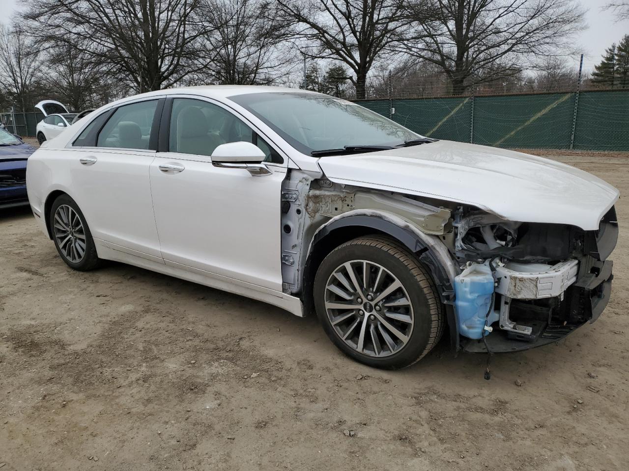 2017 Lincoln MKZ - Image 4