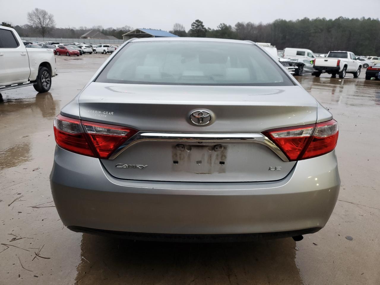 2015 Toyota Camry - Image 6
