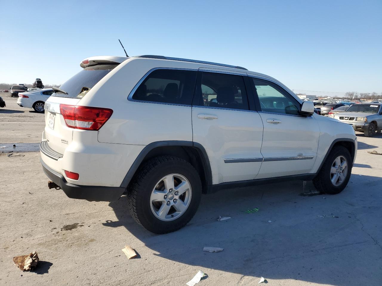 2012 Jeep Grand Cherokee - Image 3