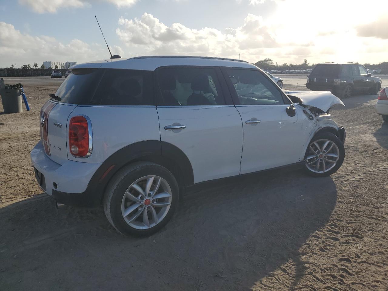 2014 MINI Cooper - Image 3