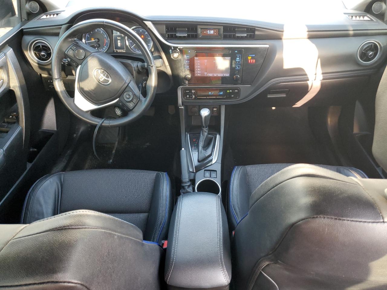 2018 Toyota Corolla - Image 8