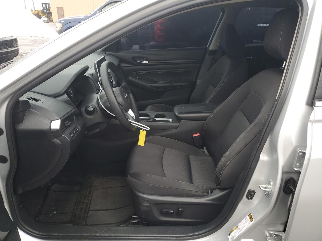 2020 Nissan Altima - Image 7