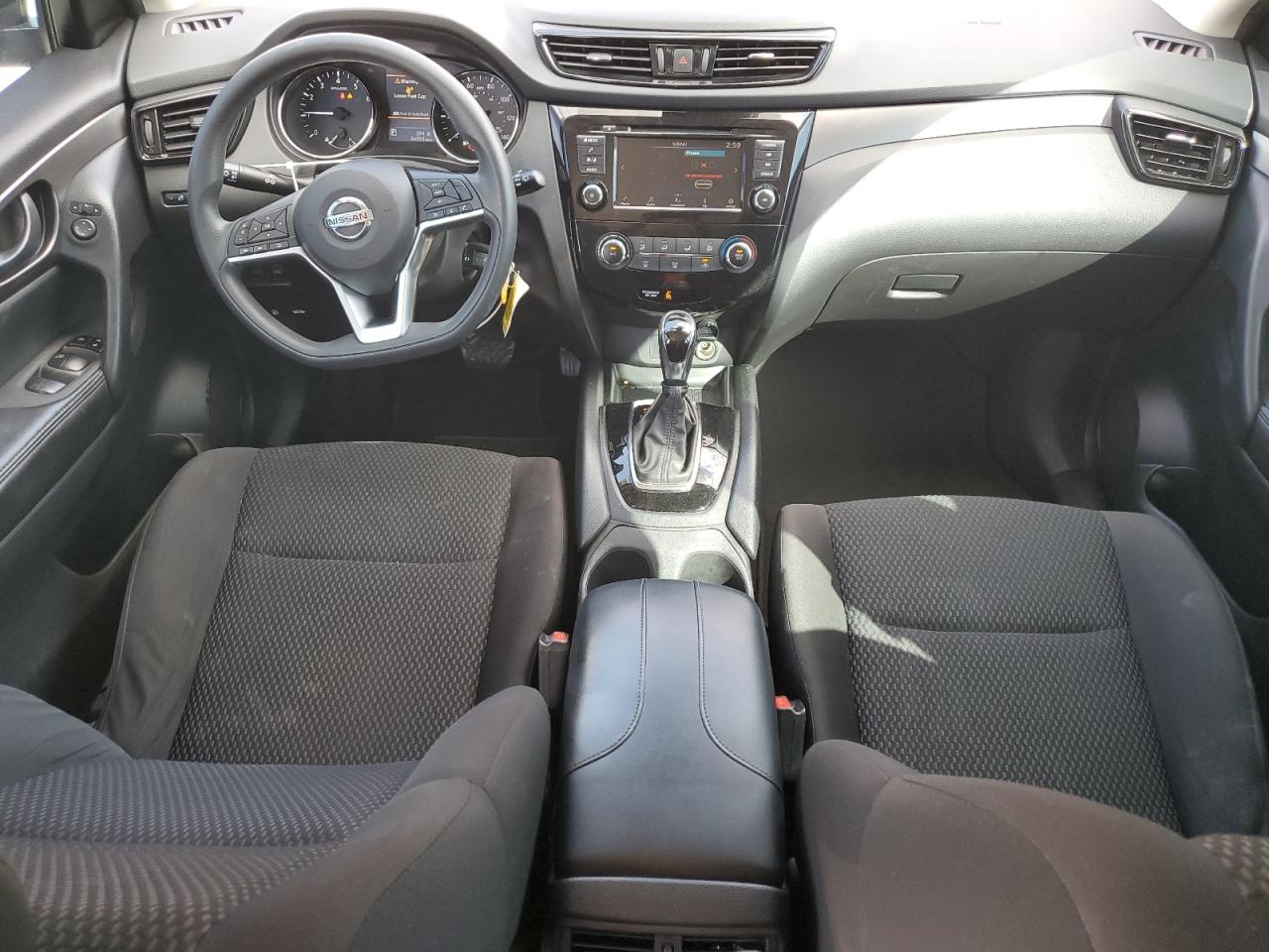 2021 Nissan Rogue - Image 8