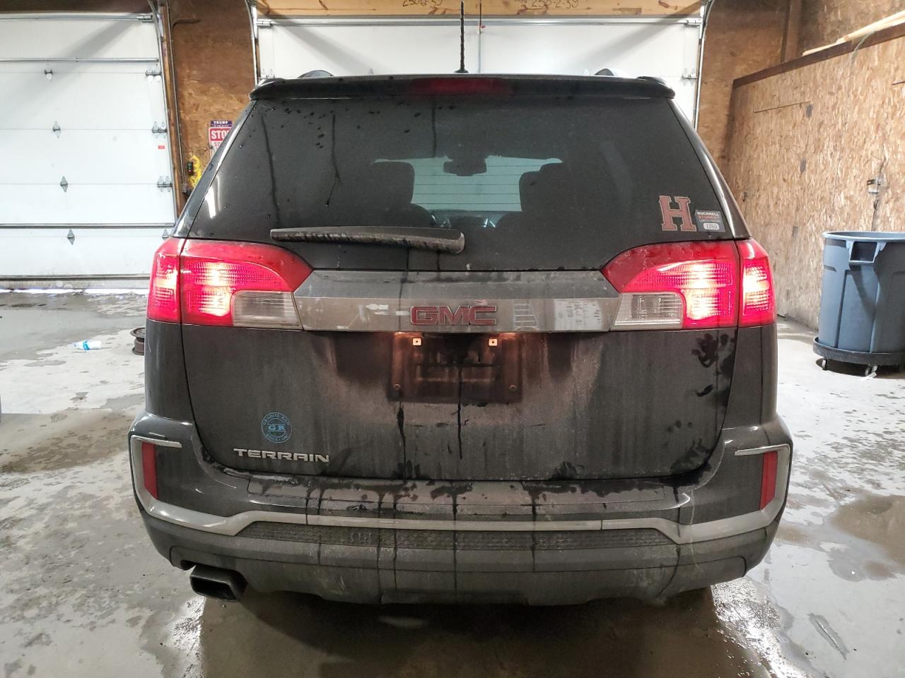 2017 GMC Terrain - Image 6