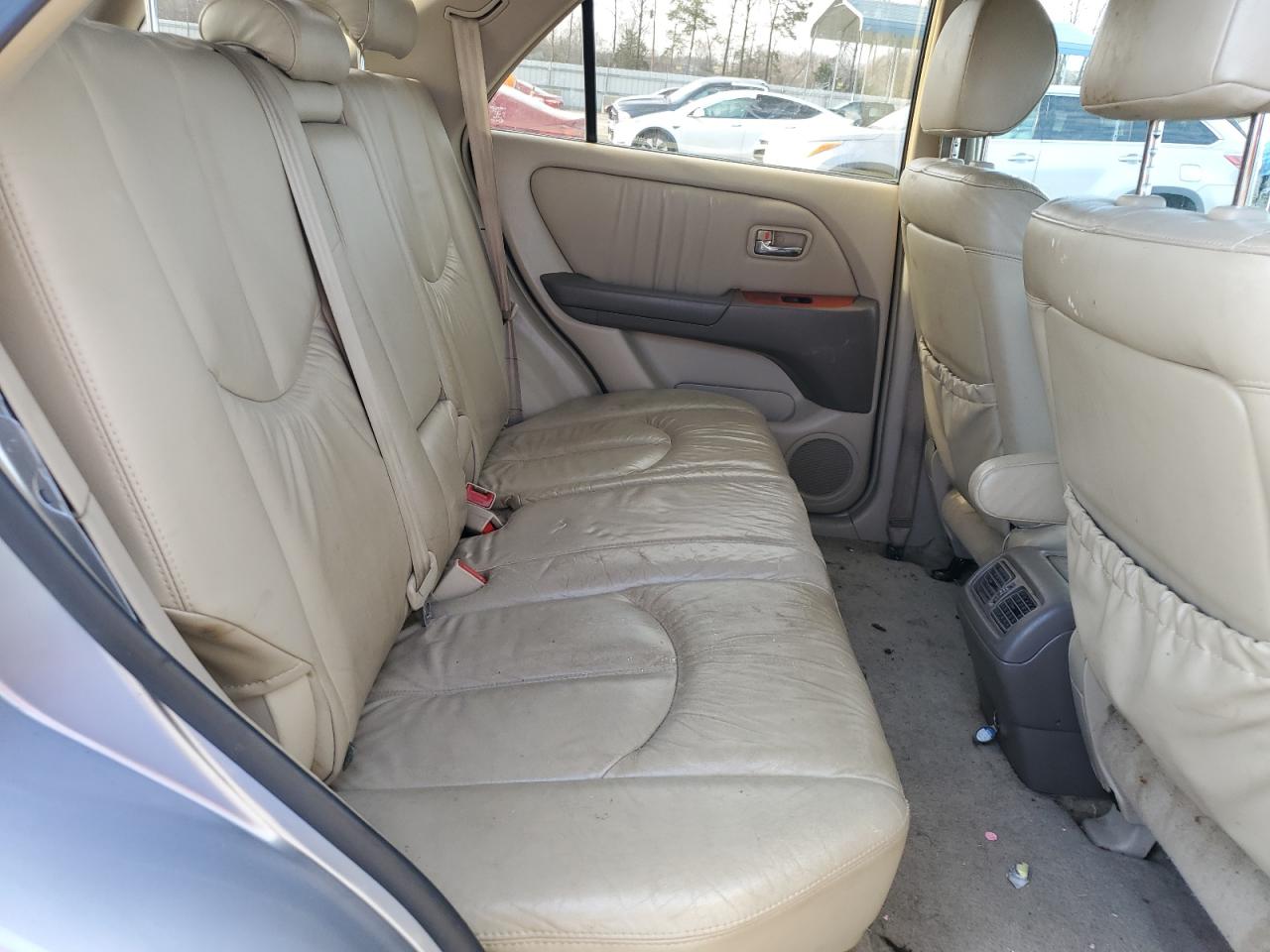 2003 Lexus RX - Image 11