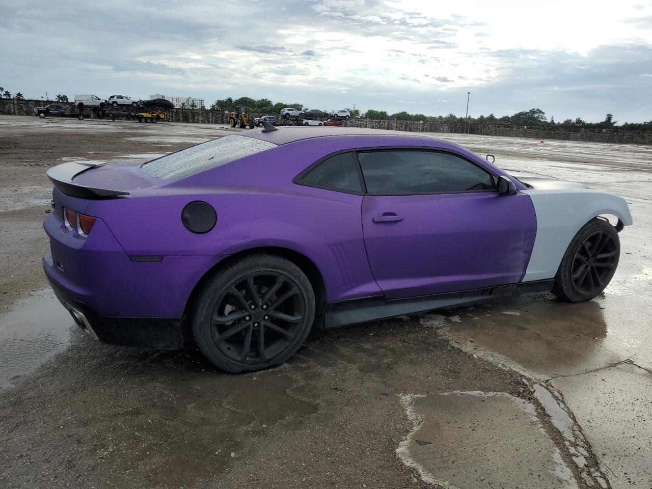 2013 Chevrolet Camaro - Image 3