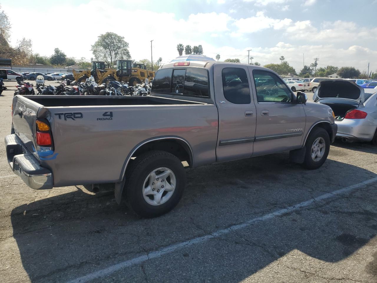 2000 Toyota Tundra - Image 3