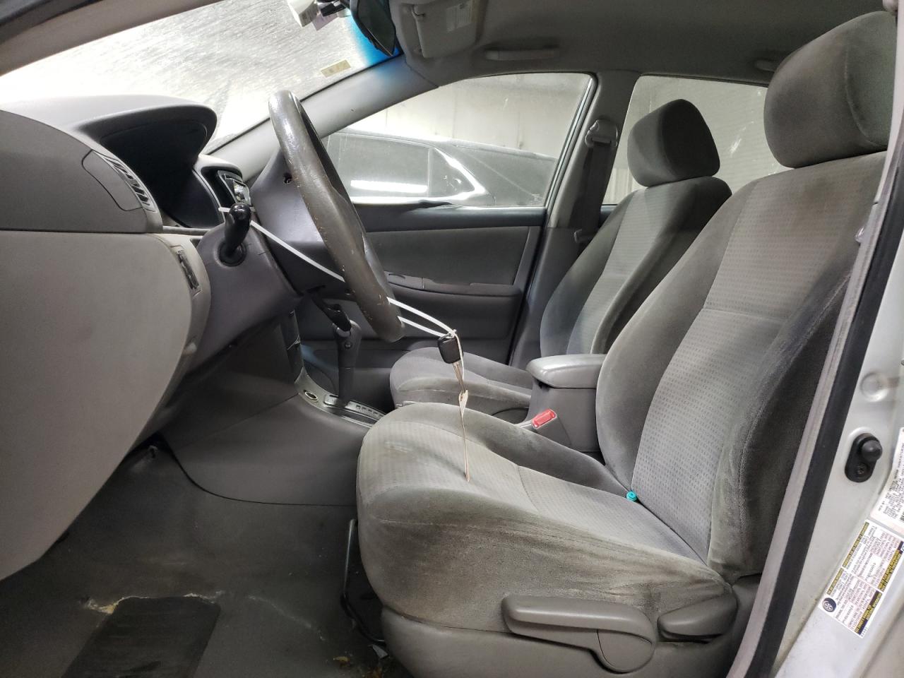 2005 Toyota Corolla - Image 7