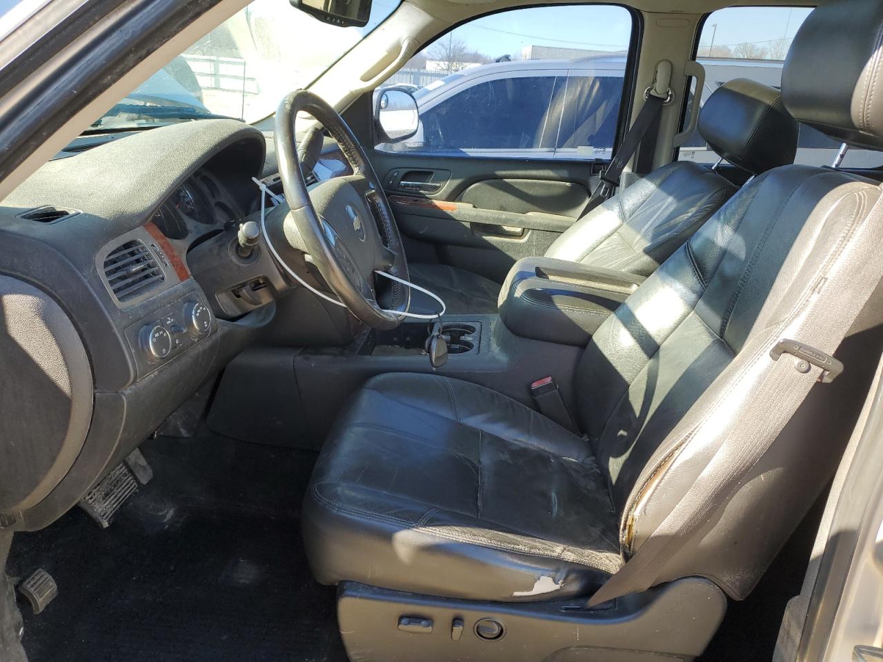 2010 Chevrolet Silverado - Image 7